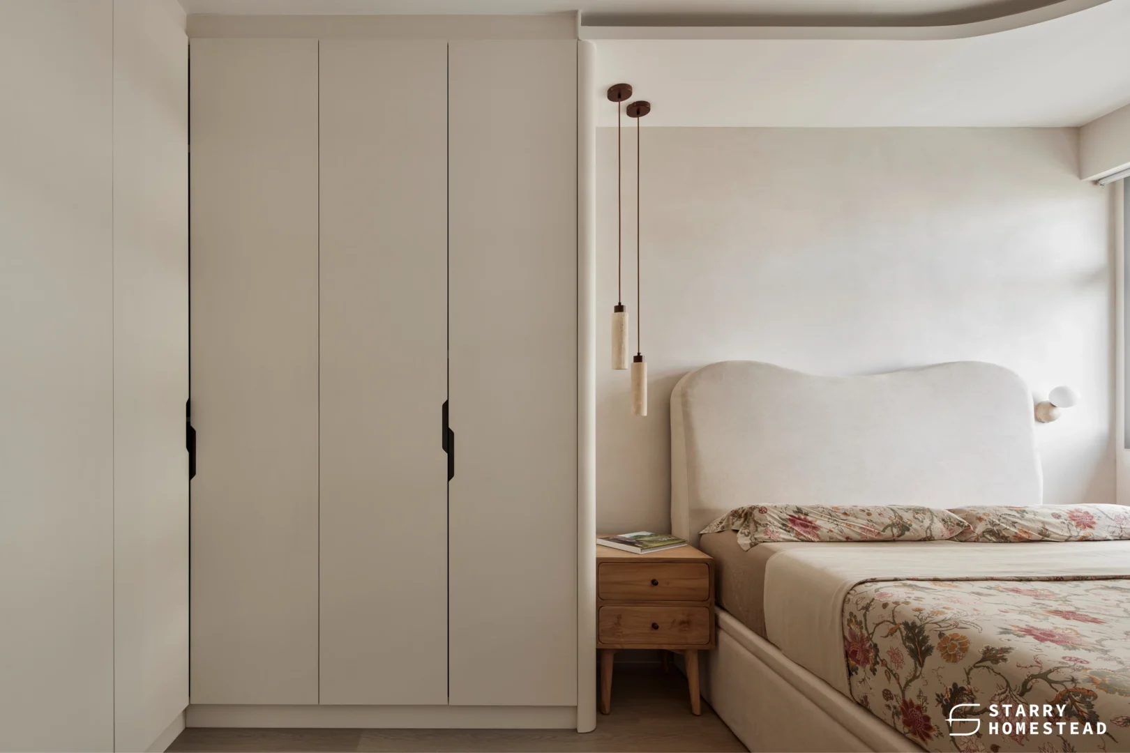  Light and Neutral Colour Palette Bedroom 