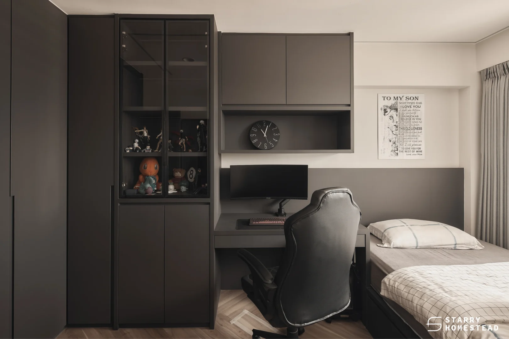 Multi-Functional Bedroom