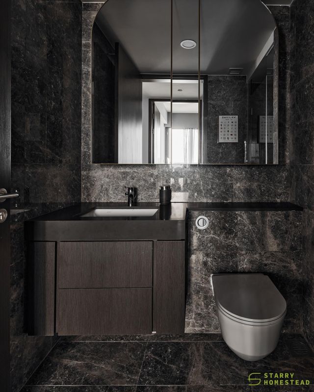 Marble accent is a great way of adding a hint of luxury to the bathroom while providing a sculptural aesthetic.
-
Avenue South Residence // Modern
Designer: Xiao Min
-
#singapore #renovation #interiordesign #sgid #modern #dark #home