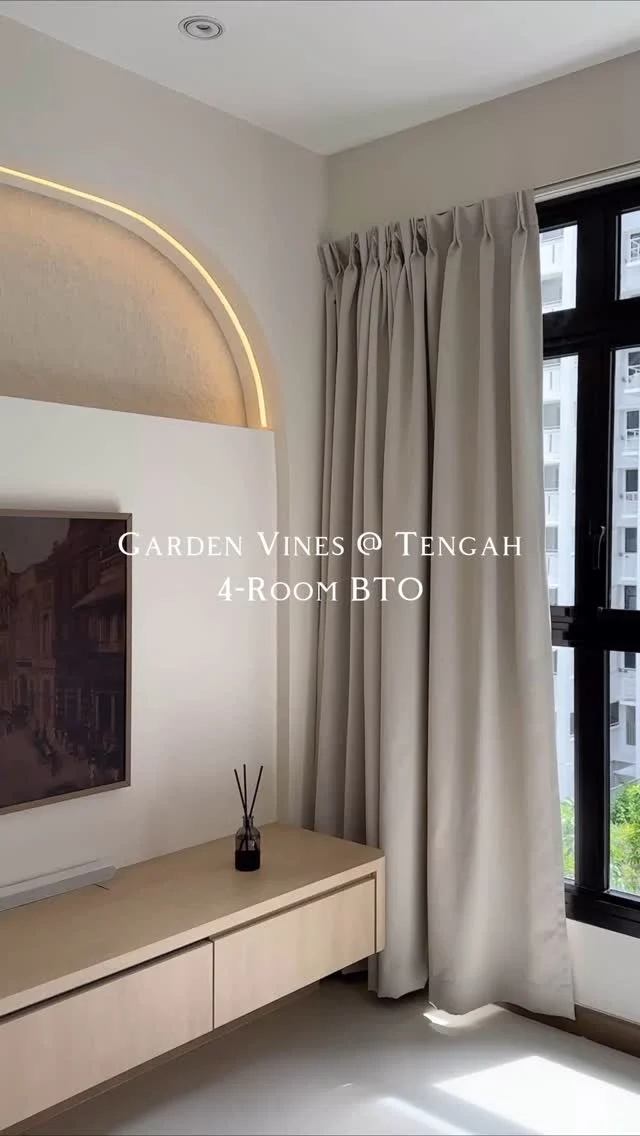 Feel the Japandi vibe and embrace the tranquility.
-
Garden Vines // Modern Japandi
Designer: Si Han
-
#starryhomestead #singapore #renovation #interiordesign #sgreno #sgid #qanvast #hometrust #homematch #condo #bto #hdb #modern #japandi #scandinavian #japanese #livingroom #bedroom #diningarea #kitchen #bathroom #tengah #gardenvines