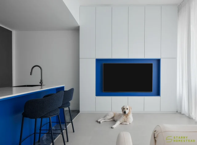 White so clean, blue so deep.
The ocean, the sky, the freedom.
The blue skies and endless seas are calling my name!
-
Seletar Park Residence // Santorini
Designer: Yan Li
-
#starryhomestead #singapore #renovation #interiordesign #qanvast #homematch #hometrust #sghomedecor #interiordesigninspo #sgreno #sgid #sghome #hdb #bto #condo #landed #commercial #modern #santorini #blue #white #livingroom #kitchen