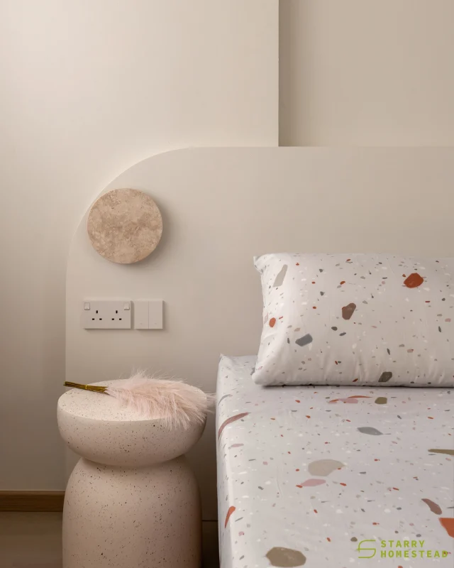 Should you choose a neutral colour for a resting space? Definitely! It creates a cosy, relaxing, and chill atmosphere.
-
Punggol Emerald // Japandi
Designer: Darren
-
#singapore #renovation #interiordesign #sgreno #sgid #sghome #hdb #bto #condo #landed #commercial #scandinavian #modern #japandi #bedroom #wardrobe