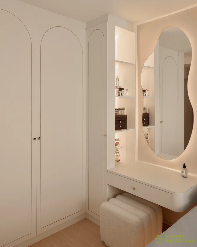 My wardrobe is perfect — a little haven that dresses me, empowers me, and brings out my glowing best self!
-
Bartley Beacon // Wabi-Sabi
Designer: Xiao Min
-
#starryhomestead #singapore #renovation #interiordesign #qanvast #homematch #hometrust #sghomedecor #interiordesigninspo #sgreno #sgid #sghome #hdb #bto #condo #landed #commercial #modern #wabisabi #creamystyle #bedroom #wardrobe #dressingtable