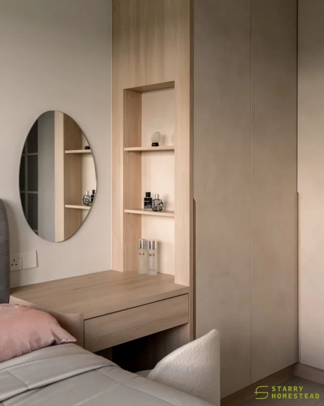 Keep it simple, keep it functional. An integrated wardrobe with a dressing table brings storage and style together in one seamless design.
-
Segar Palmview // Minimalist Creamy Scandinavian
Designer: Christine
-
#starryhomestead #singapore #renovation #interiordesign #qanvast #homematch #hometrust #homedecor #interiors #interiorinspo #interiordesigninspo #sgreno #sgid #sghome #minimalistliving #hdb #bto #condo #landed #commercial #modern #comtemporary #creamystyle #wardrobe #bedroominspo #wardrobedesign #dressingtable