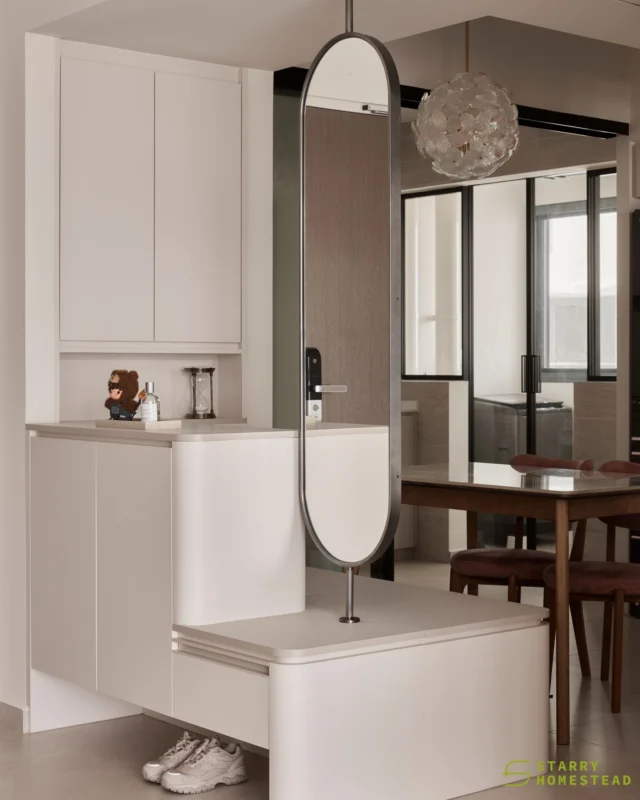 The entrance cabinet is designed with multiple functions in mind ✨

In the living area, it serves as a spot for a final self-check while providing practical shoe storage.

From the dining side, it transforms into a storage settee, while also acting as a subtle divider between the living and dining spaces.
-
Bishan Towers // Creamy French
Designer: Zheng Sheng
-
#starryhomestead #singapore #renovation #interiordesign #qanvast #homematch #hometrust #sghomedecor #interiordesigninspo #sgreno #sgid #sghome #hdb #bto #condo #landed #commercial #modern #creamy #french #diningarea #entrance #storage #buildinstorage