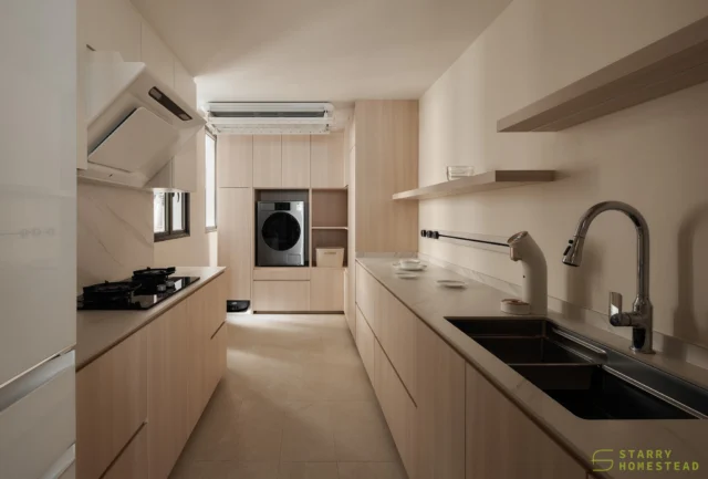 Keep your kitchen design minimal for a clean, tidy look. 
A well-planned layout with separate wet and dry zones helps create a smoother and more enjoyable cooking experience.
-
Parc Life // Japandi
Designer: Steven
-
#starryhomestead #singapore #renovation #interiordesign #qanvast #homematch #hometrust #homedecor #interiors #interiorinspo #interiordesigninspo #renovationinspo #sginteriordesign #sgrenovation #interior #design #singaporehomes #sghome #hdb #bto #condo #modern #comtemporary #japandi #creamy #kitchen