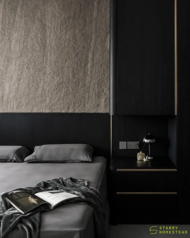 Luxury, redefined. A palette of deep black is enriched by the tactile texture of an eco-clay wall. Its natural, imperfect finish grounds the sleek modern aesthetic, adding warmth and understated sophistication.
-
MacPherson Weave // Dark Luxe Minimalist
Designer: Nixon
-
#starryhomestead #singapore #renovation #interiordesign #qanvast #homematch #hometrust #homedecor #interiors #interiorinspo #interiordesigninspo #renovationinspo #sginteriordesign #sgrenovation #interior #design #singaporehomes #sghome #hdb #bto #condo #darkaesthetic #luxurystyle